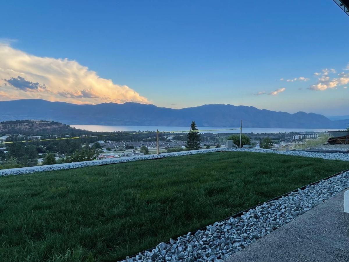 Shannon Heights B&B West Kelowna Bagian luar foto